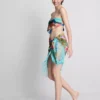 Sarong med frynser og tropisk print