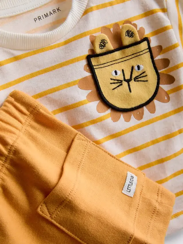 0–36 måneder | sæt med T-shirt med firkantet snit og Shorts