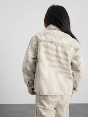 1,5–12 år | The Edit bomuldsjakke i denim med nålestriber