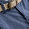 1,5–12 år | The Edit-chino-shorts i linneblanding med bælte
