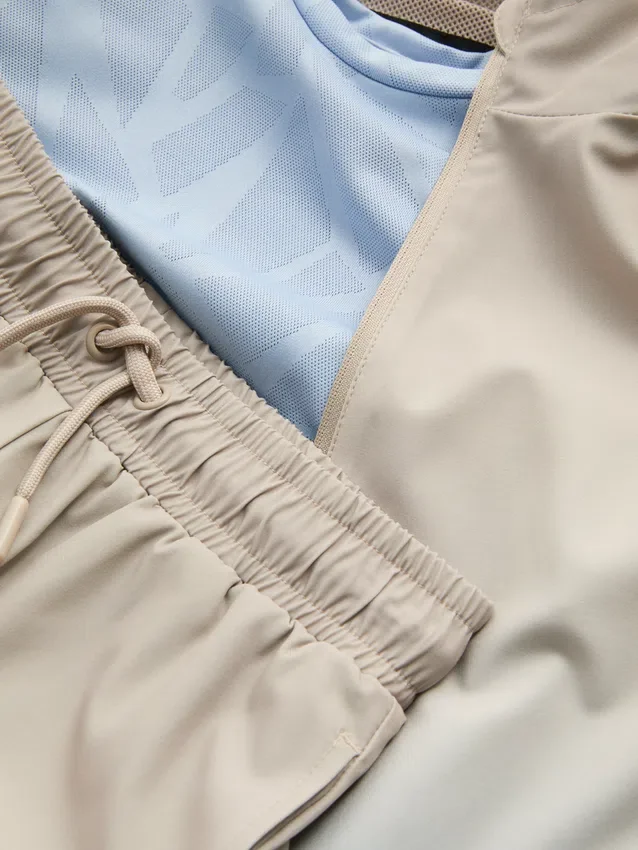 1,5–7 år | 3-delt sæt med aktiv T-shirt, Shorts og hættetrøje