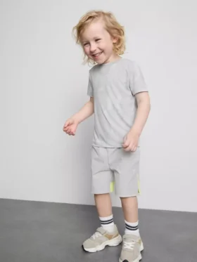 1,5–7 år | Aktivt sæt med T-shirt og Shorts