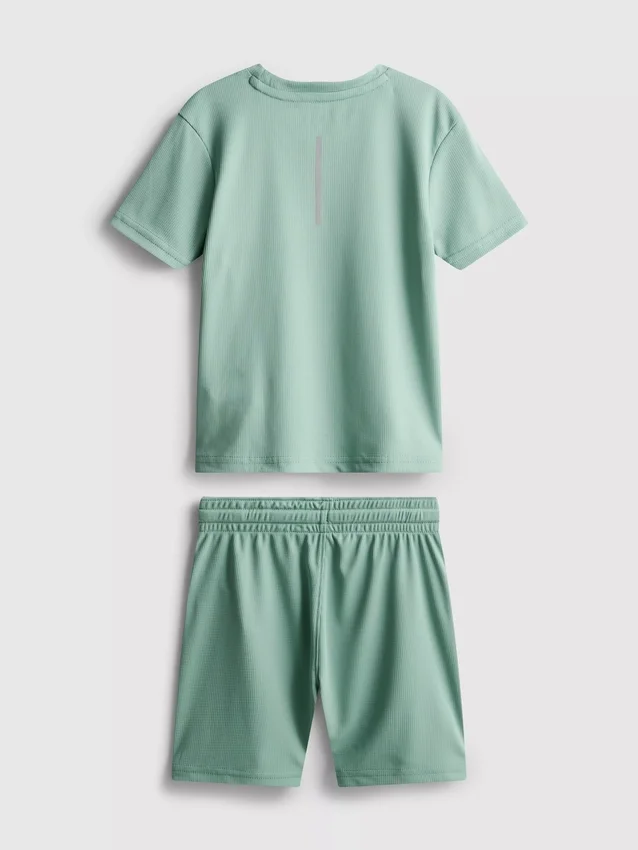 1,5–7 år | Aktivt sæt med T-shirt og Shorts