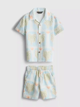 1,5–8 år | sæt med skjorte og shorts med print og struktur