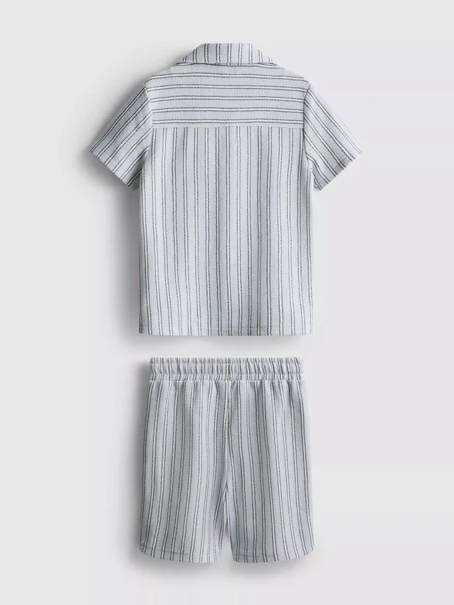 1,5–8 år | Sæt med stribet strikskjorte og Shorts