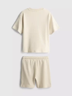 1,5–8 år | sæt med T-shirt og shorts
