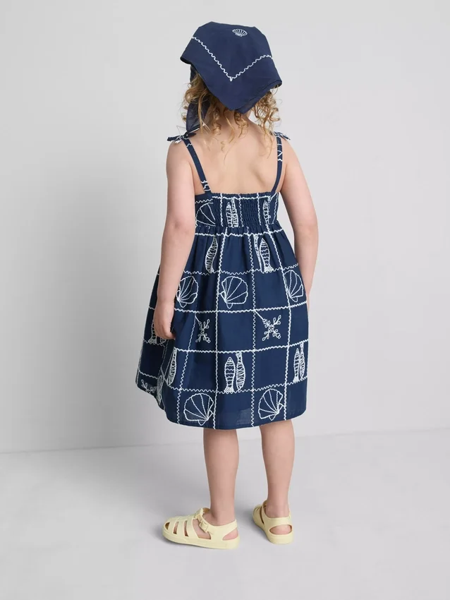 1,5–9 år | Broderet smockkjole med spaghettistropper