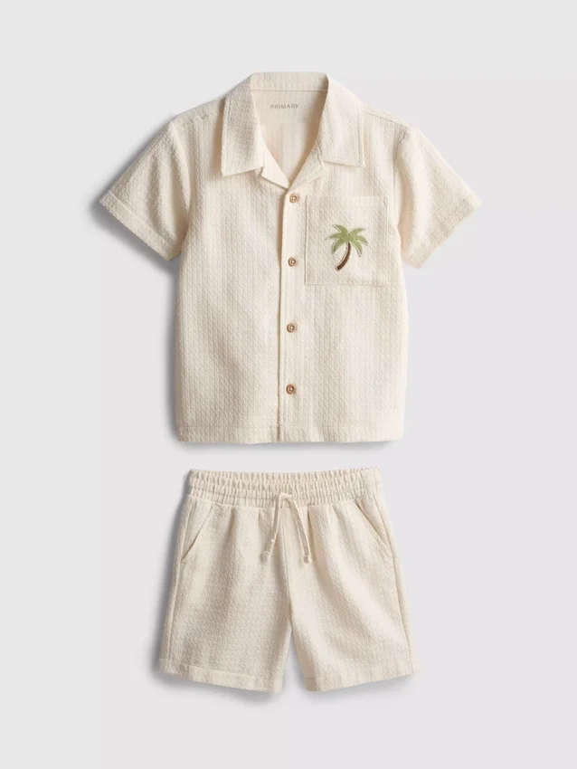 1,5–9 år | sæt med broderet skjorte og shorts