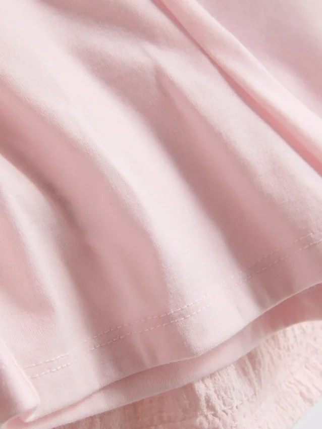 1,5–9 år | skort med blonder og lag på lag