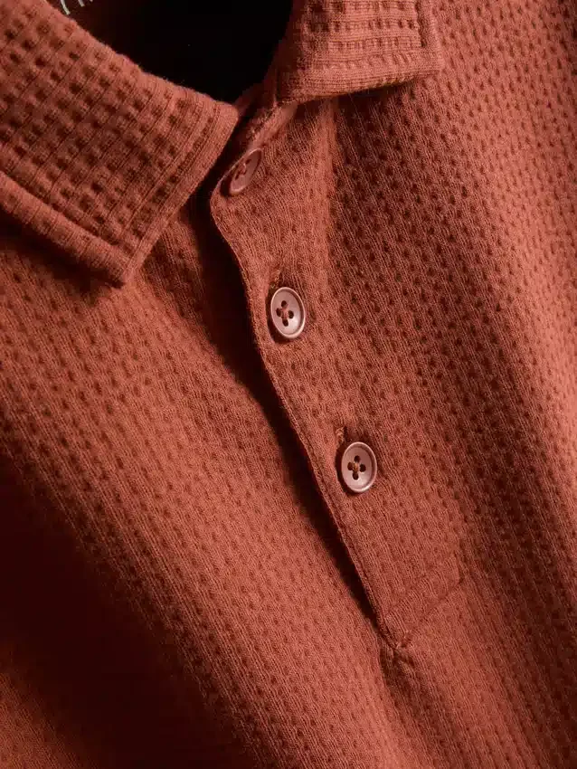 1-9 år | sæt bestående af en struktureret poloshirt og shorts