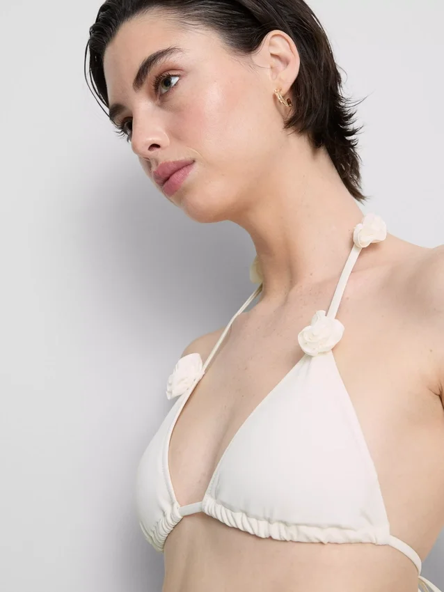 3D-blomstret trekantet bikinitop