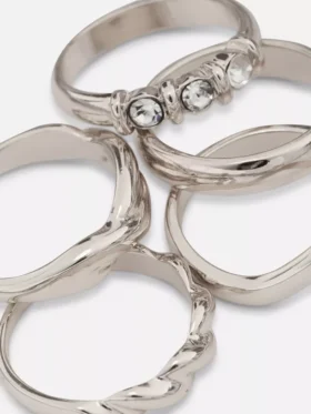 5-pak med ringe i forskellige designs