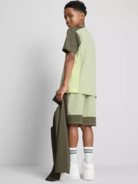 7–15 år | Aktiv T-shirt med lamineret print