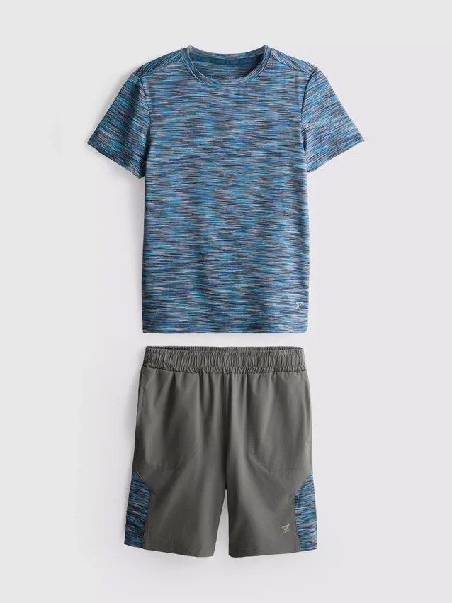 7–15 år | Aktivt sæt med T-shirt og shorts