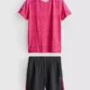 7–15 år | Aktivt sæt med T-shirt og shorts