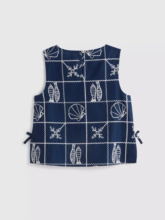 7–15 år | broderet ærmeløs bluse