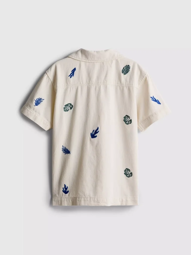 7–15 år | broderet skjorte med knapper