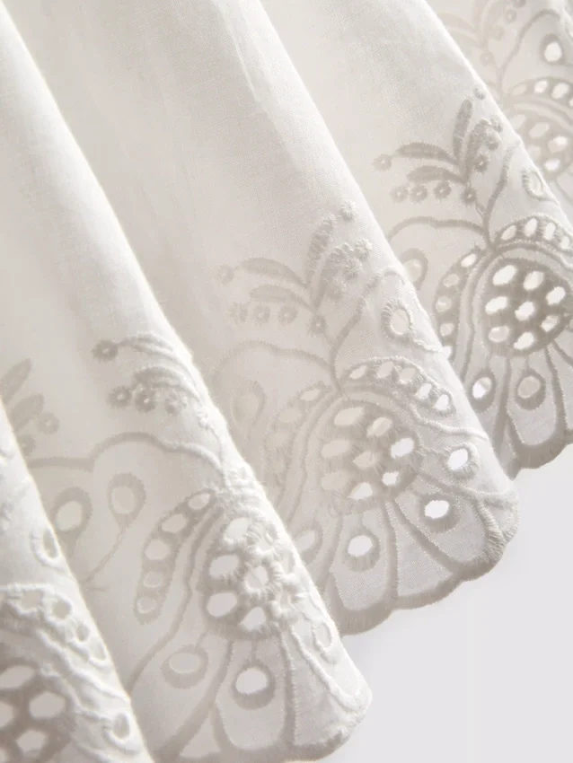 7–15 år | nederdel med broderie anglaise