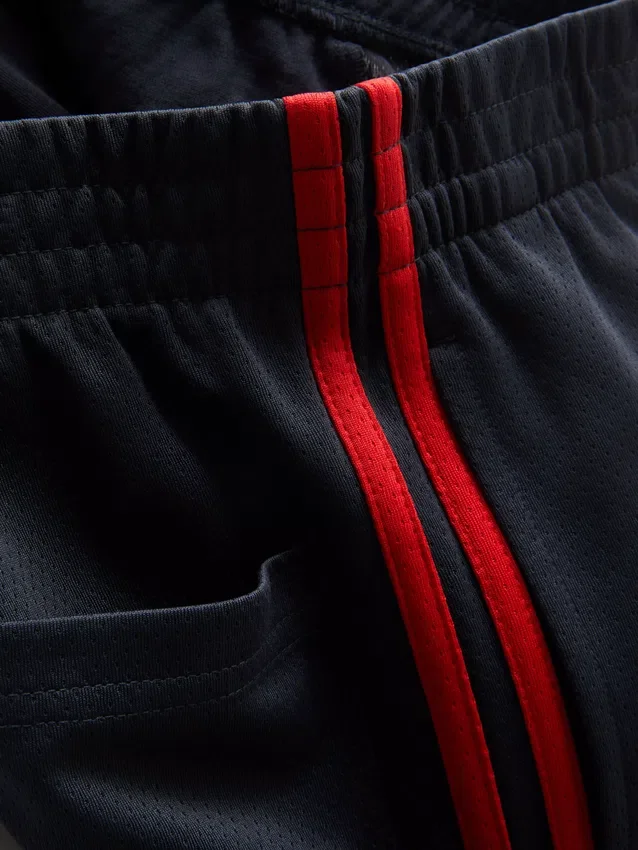 7–15 år | sæt med aktiv mesh-T-shirt og Shorts