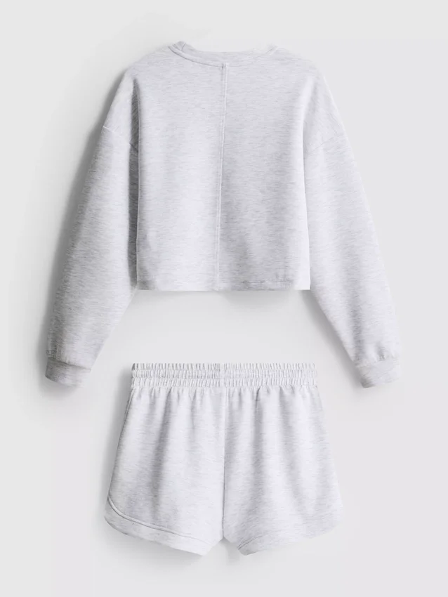 7–15 år | sæt med sweatshirt og løbeshorts