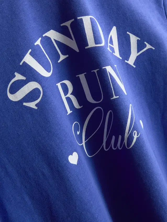 7–15 år | T-shirt med grafisk motiv og korte ærmer