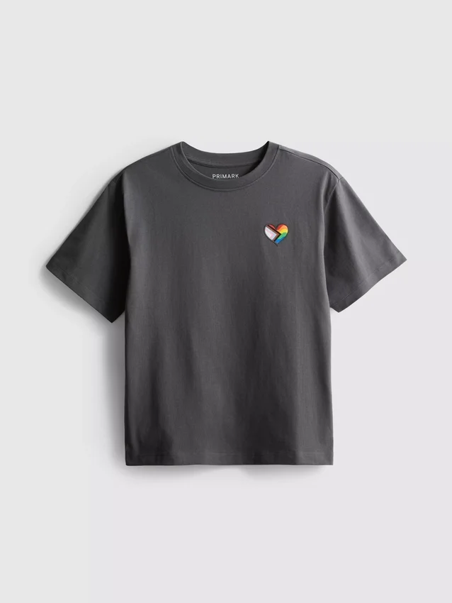 7–15 år | T-shirt med »Pride«-motiv