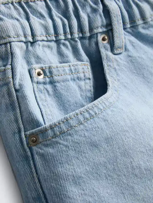 A-formede shorts i bomuldsdenim