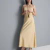 A-formet maxi-nederdel i satin
