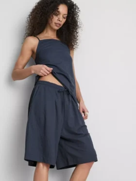 Afslappede bermuda-shorts med struktur