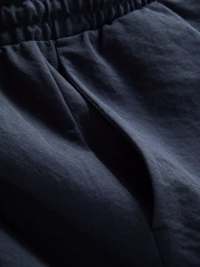 Afslappede bermuda-shorts med struktur