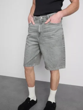 Afslappede denimshorts