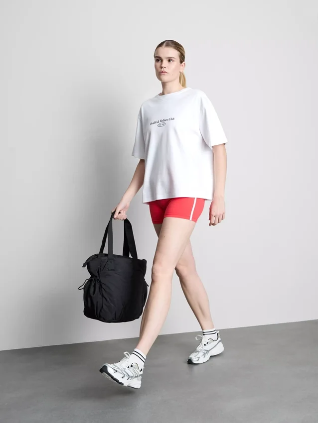 Afslappet bomulds-T-shirt med grafisk print