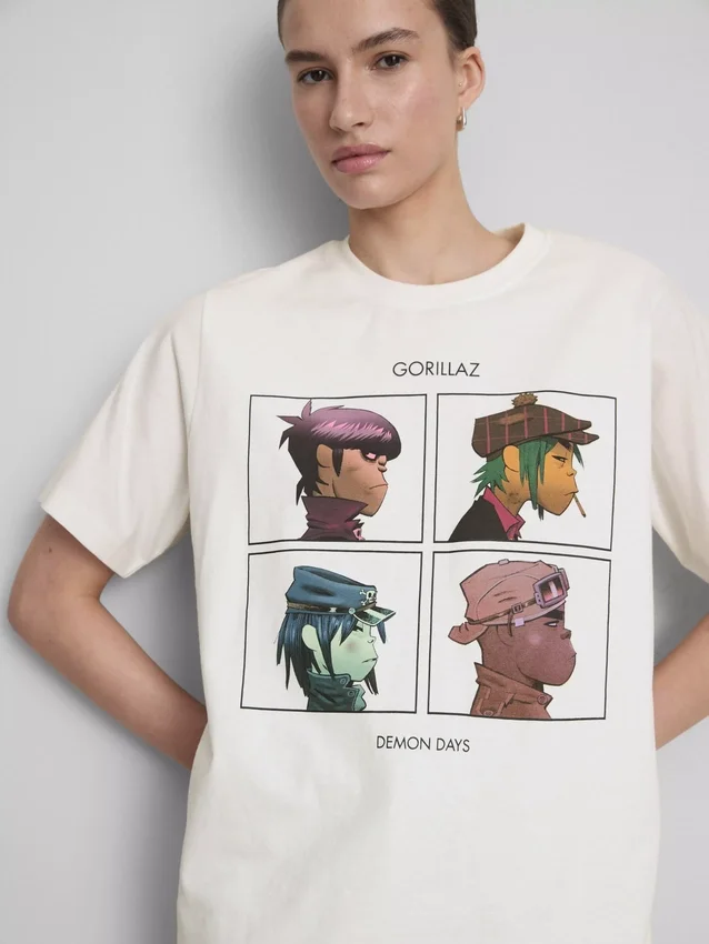 Afslappet Gorillaz-T-shirt med musikmotiv