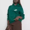 Afslappet hoodie i atletikklub-stil
