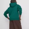Afslappet hoodie i atletikklub-stil