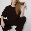 Afslappet T-shirt med højt bomuldsindhold