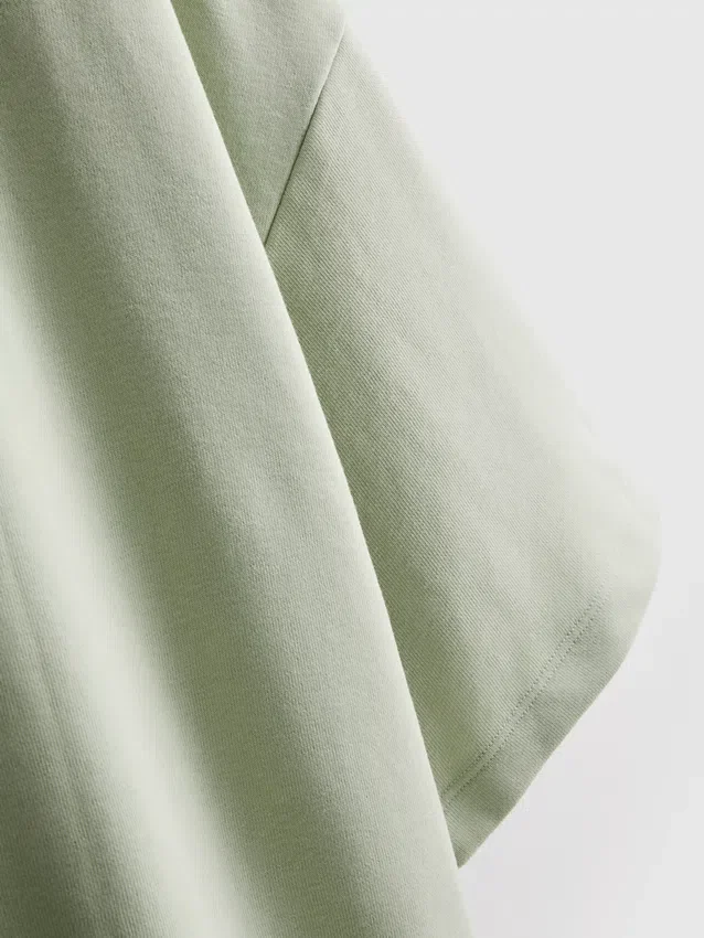 Afslappet T-shirt med højt bomuldsindhold