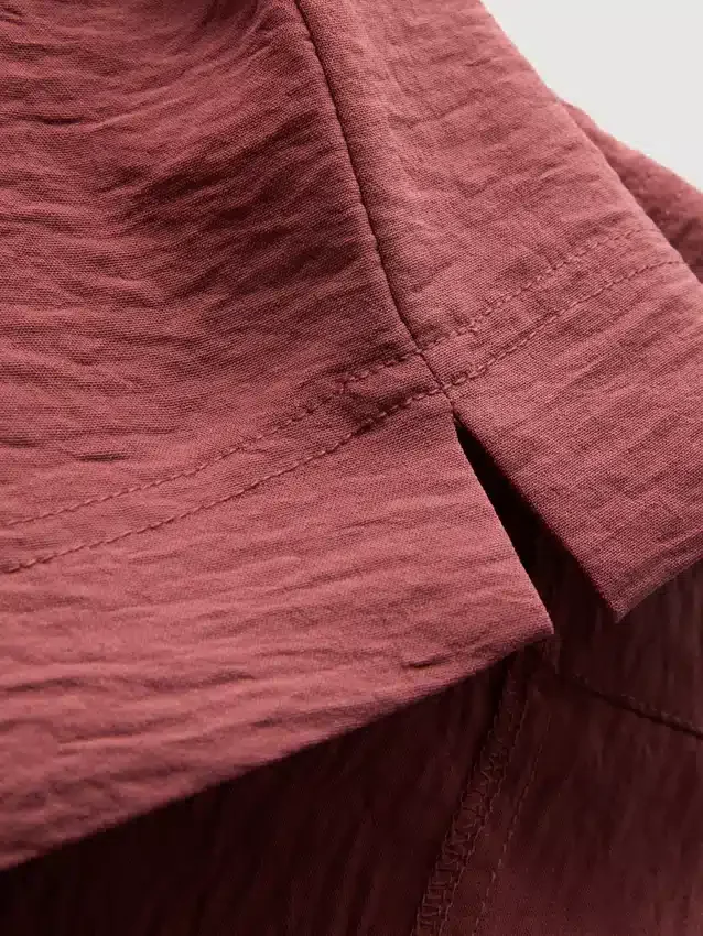 Afslappet T-shirt med rund hals og god luftgennemstrømning