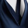Aktiv crop-top med V-hals og racer-snit