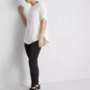 Aktiv T-shirt med buet kant