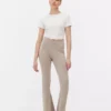 Aktive leggings med høj talje og udvidede ben