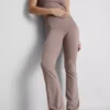 Aktive leggings med høj talje og udvidede ben
