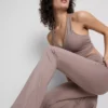 Aktive leggings med høj talje og udvidede ben