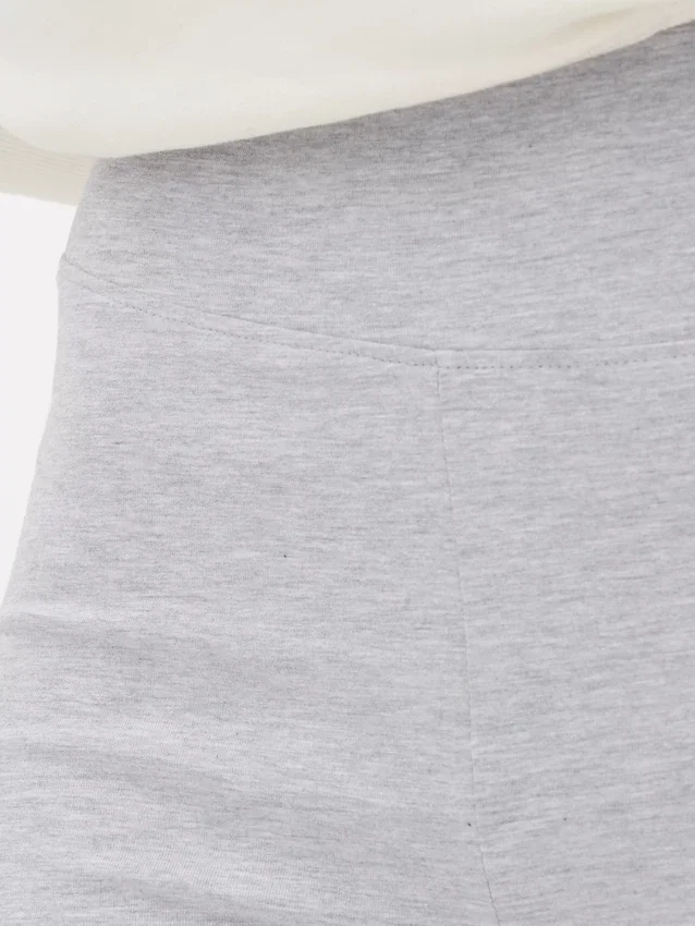 Aktive leggings med høj talje og udvidede ben