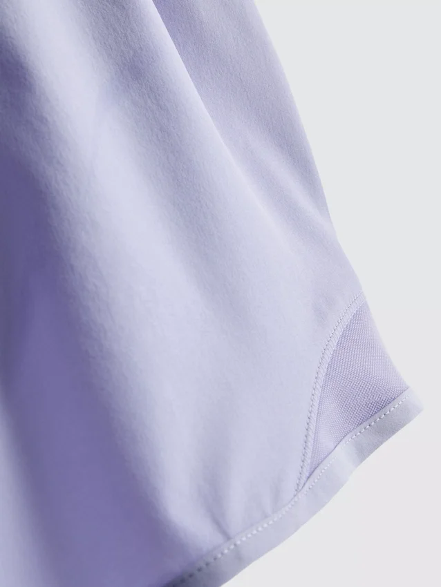 Aktive shorts med mesh-indsats