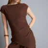 Asymmetrisk krøllet top