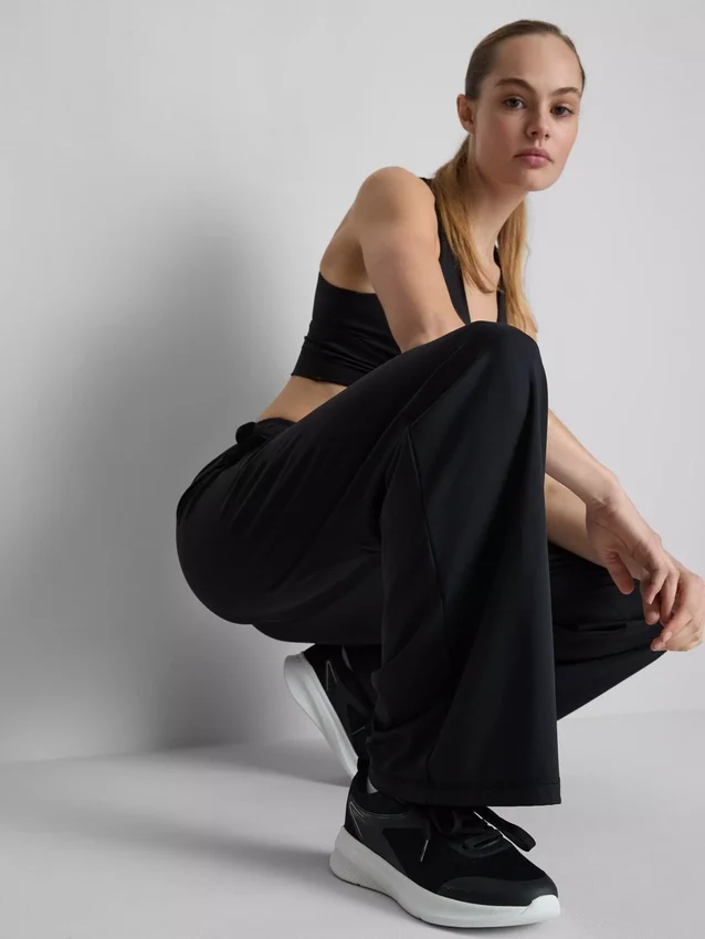 Athleisure-bukser med brede ben