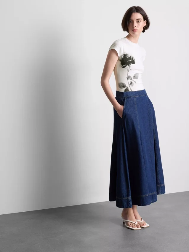 Baby-T-shirt i bomuld med blomsterprint