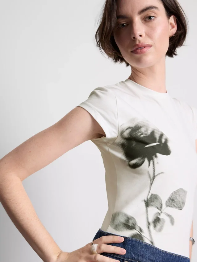 Baby-T-shirt i bomuld med blomsterprint
