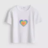 Baby-T-shirt med stolt hjerte i bomuldsrig blanding